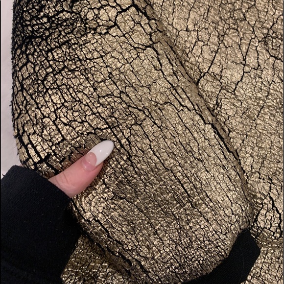 Fur crinkle crewneck - Picture 2 of 6